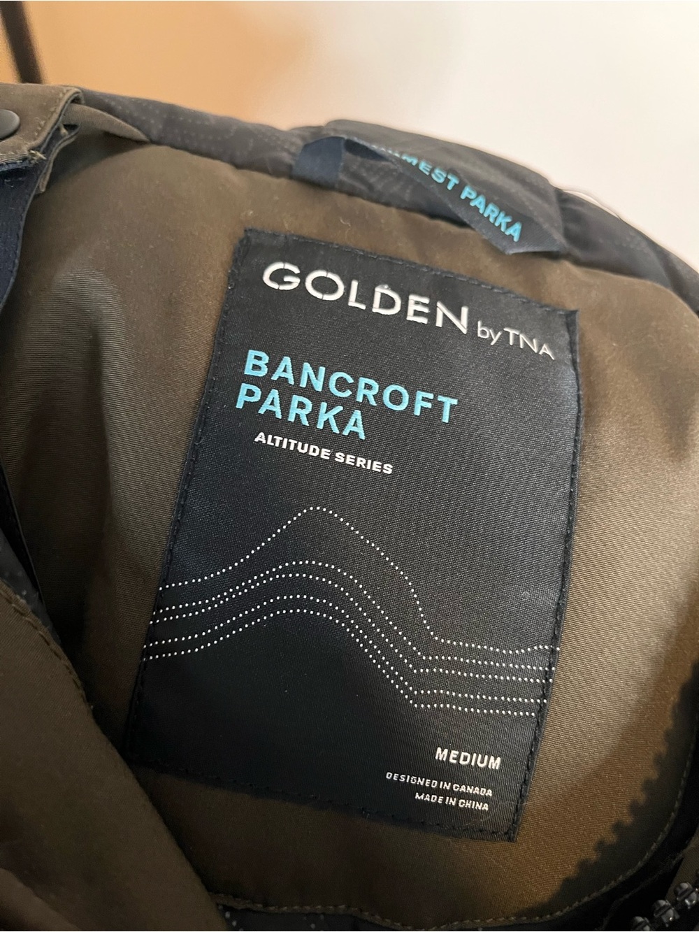 ARITZIA TNA Golden Bancroft Parka Down Coat Olive Medium - Picture 6 of 10